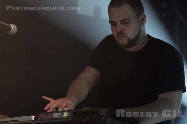 COM TRUISE - 2011-11-16 - PARIS - Point Ephemere - 